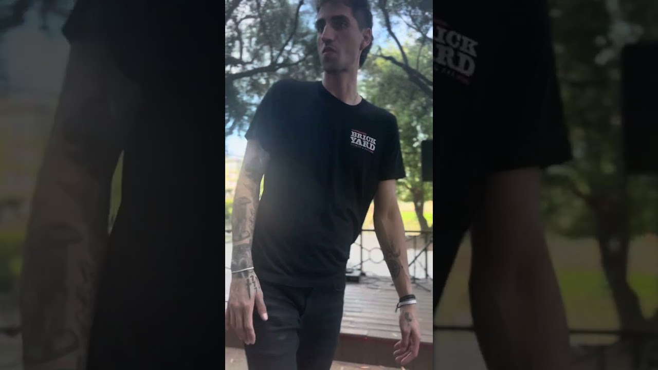 Looking Down The Road - Linden Wood (Original Song). Performed Live @ Brickyard El Dorado Hills.