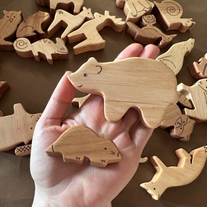 24 wooden forest animals toy set 777955