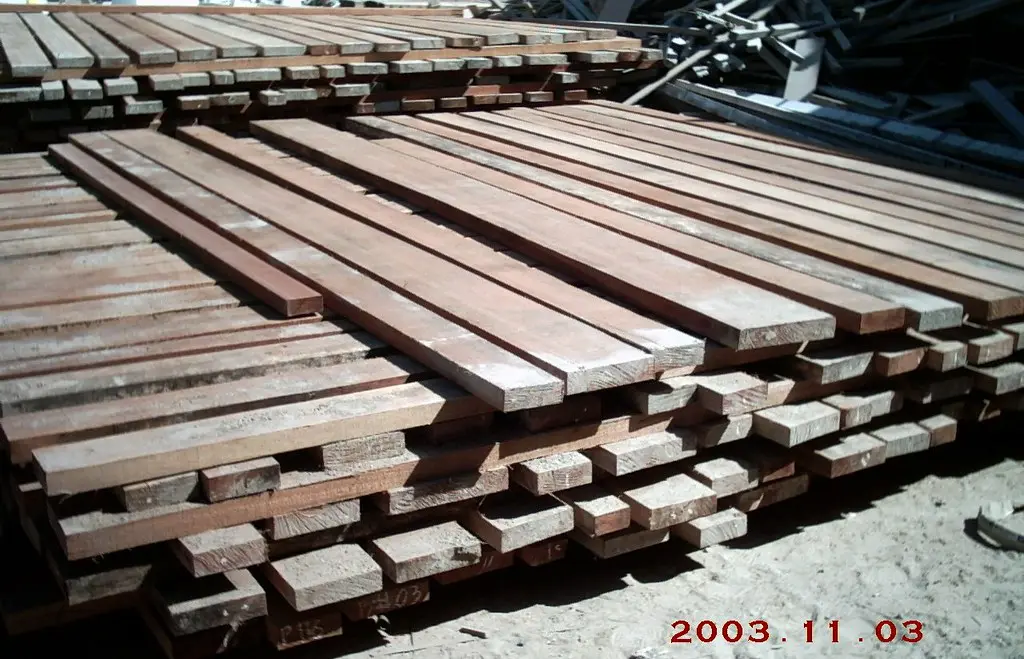 meranti wood