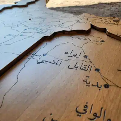 wooden-oman-map-luxury-decor